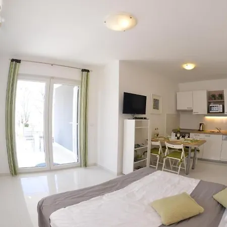 With Parking Space Njivice, Krk - 16244 نجيفيش