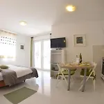 With Parking Space Njivice, Krk - 16244 نجيفيش